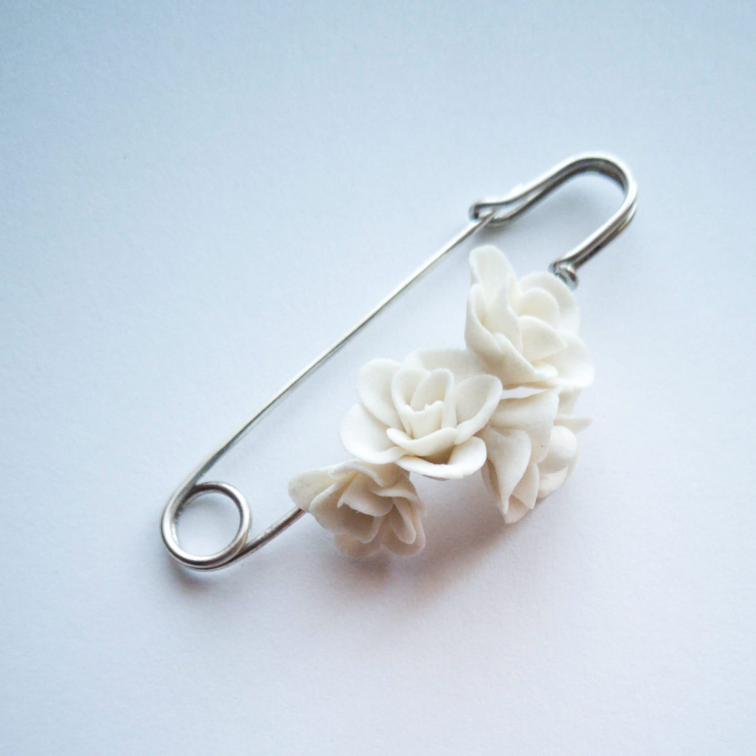 Broche argent et porcelaine - 2019 - Ana Belen Castillo - céramiste